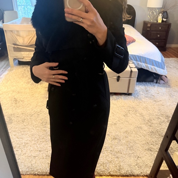 Wool coat with fur collar